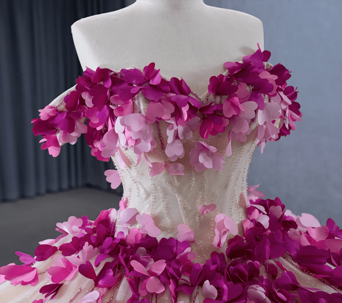 Romantic Heart Off-the-Shoulder Tulle Quinceañera Dress