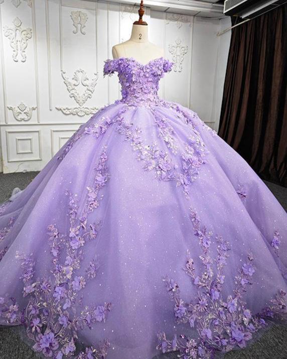 Romantic Sleeveless Beading Quinceanera Dresses with 3D Flower Appliques