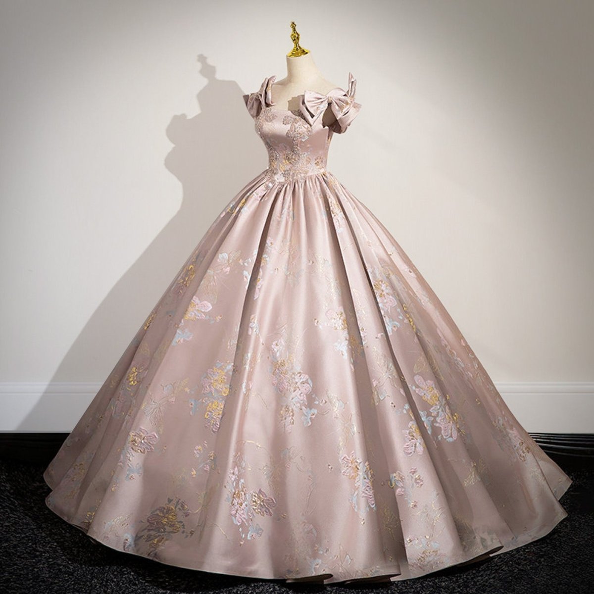 Elegant Ball Gown Pink Beaded Floral Appliques Quinceanera Dress - KissProm