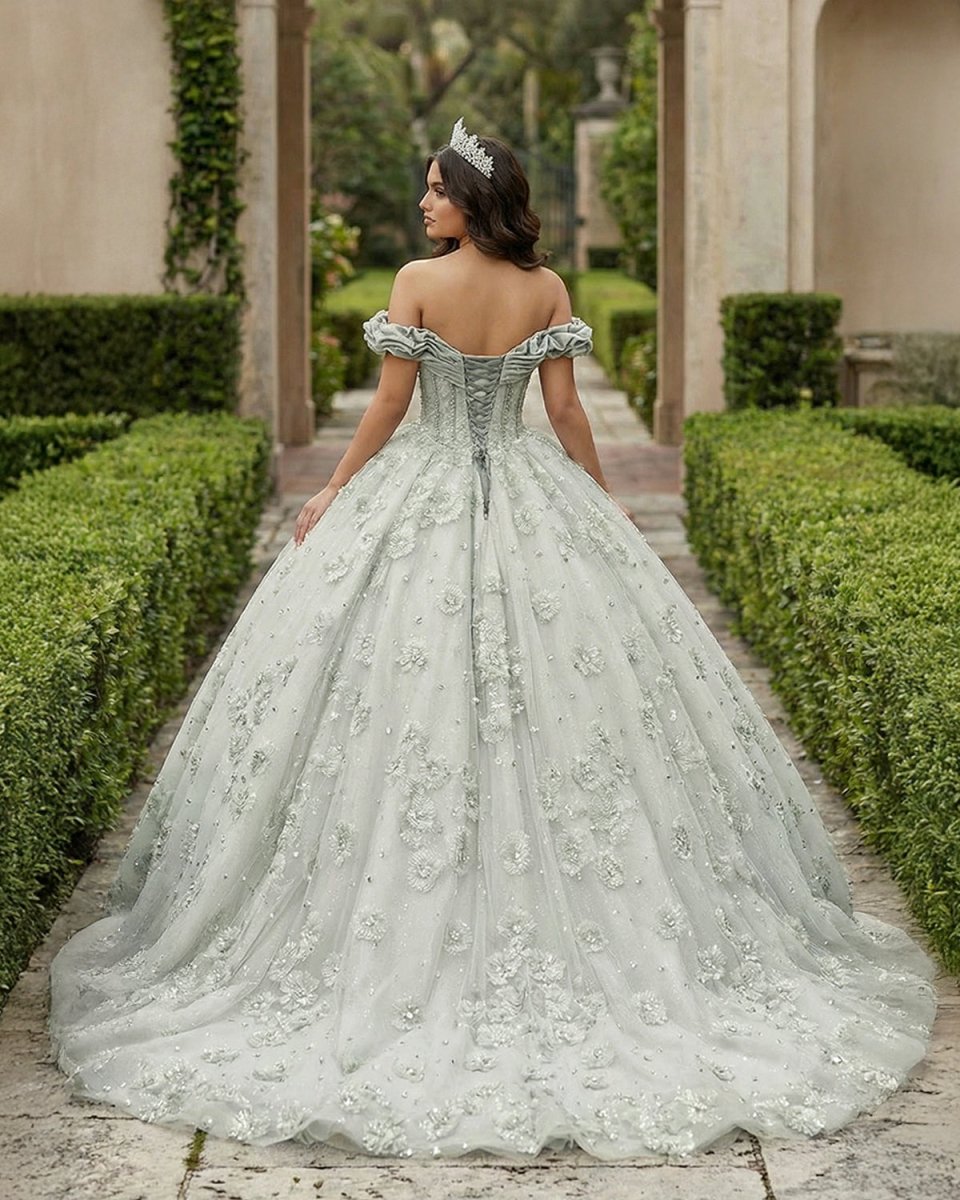Quinceanera Dress Elegant Grey Quinceanera Dresses Sweetheart Sleeveless Ball Gown Party Dresses - KissProm